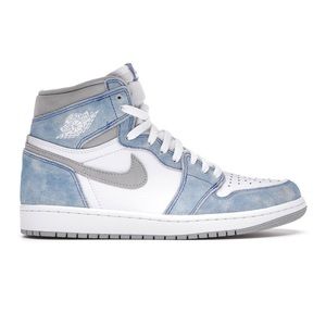 Jordan 1 hyper royal size 10.5